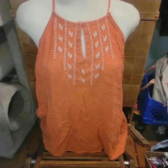 Old navy orange geo  Print - Picture 3 of 6